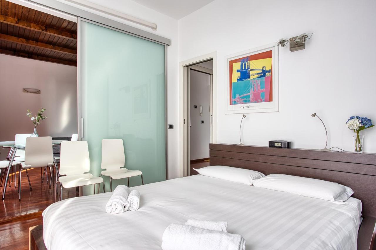 Joivy Charming Apartment In The Heart Of Isola District Milão Exterior foto